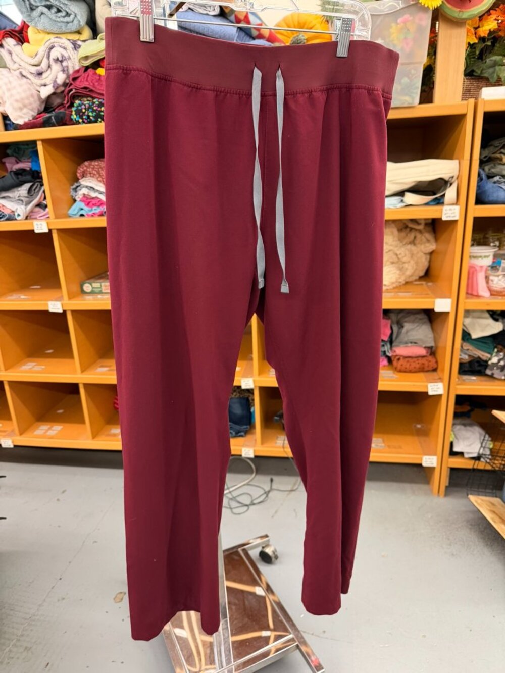FIGS Livingston scrub pants